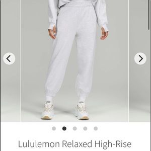 Lululemon NWT RELAXED HIGH RISE JOGGER